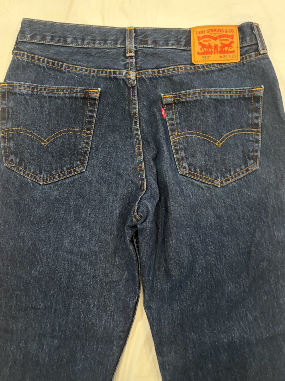 Levi's 550 Jeans Men's 34x29 Blue Dark Wash Relaxed Fit 100% Cotton - Picture 6 of 7